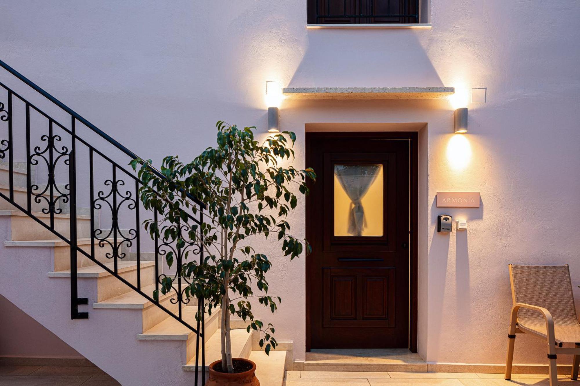 Philikon Luxury Suites Retimno Zewnętrze zdjęcie